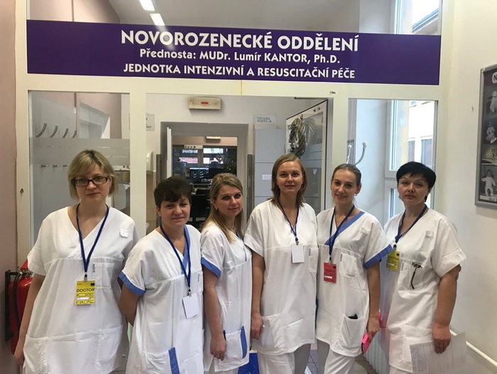 Фото до новини «Стажування українських неонатологів в Чеській республіці»