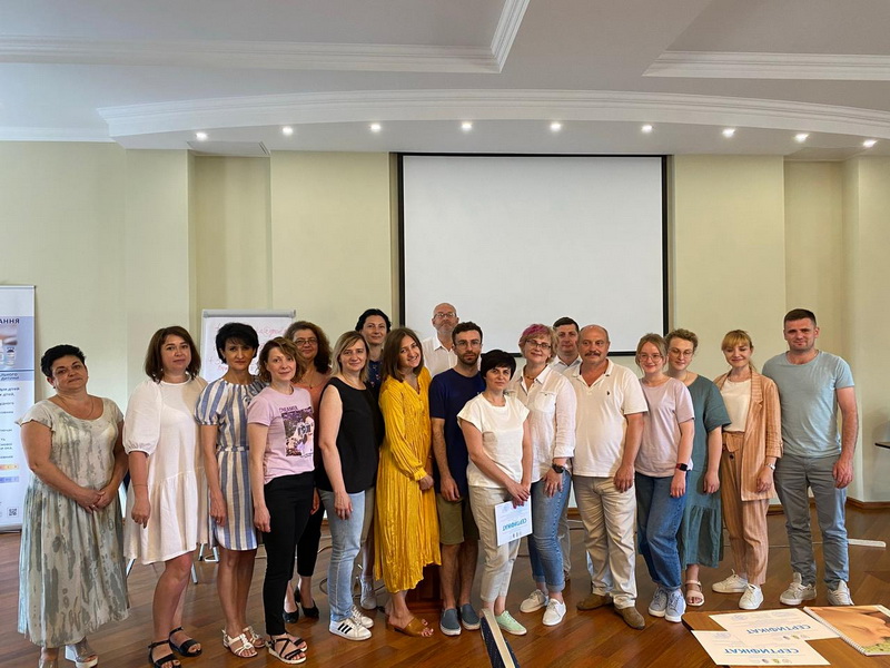Фото до новини «Семінари-тренінги «Практичне впровадження сучасних рекомендацій з парентерального харчування новонароджених» у Львові»