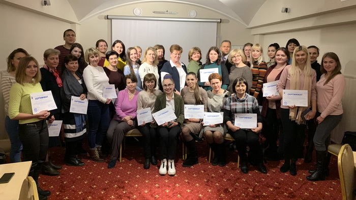 Фото до новини «Тренінг «Розробка та впровадження сучасних клінічних Керівних принципів з питань неонатального парентерального харчування» в Полтаві»