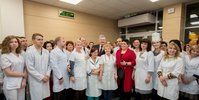 Фото до новини «У Дніпрі відкрито сучасний хірургічний центр для немовлят»